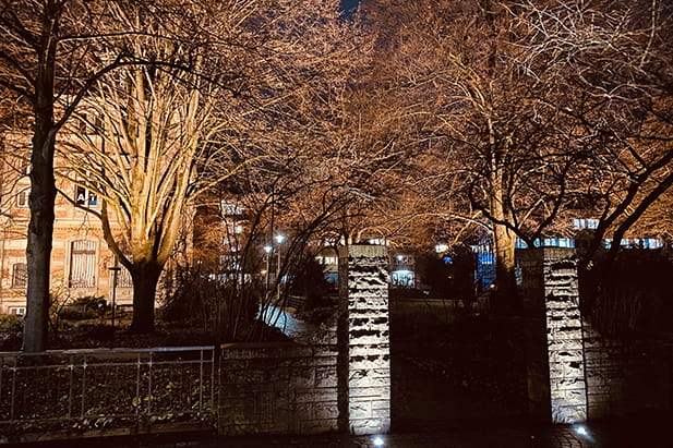 Stimmungsvolle Außenbeleuchtung für den Garten – Licht von Klein Beispiel 1