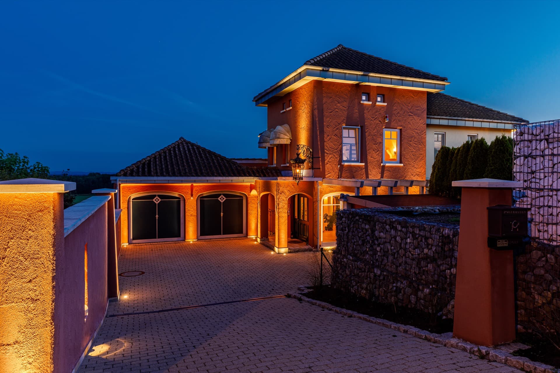 Außenbeleuchtung am Haus – jetzt planen