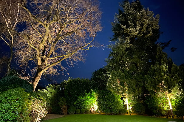 Individuelle Gartenbeleuchtung für Wege und Beete – Licht von Klein Beispiel 2