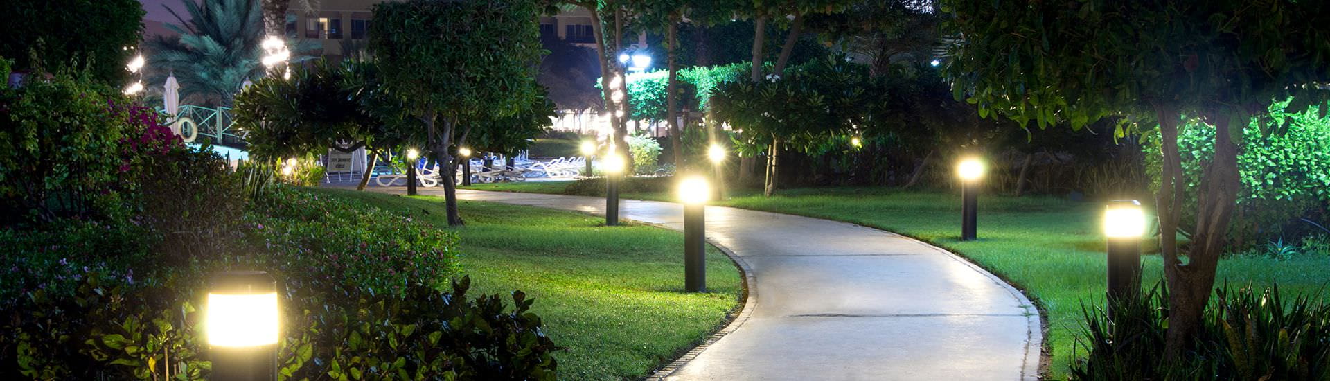 Neuigkeiten: Gartenbeleuchtung, Außenlicht & Projekte von Licht von Klein