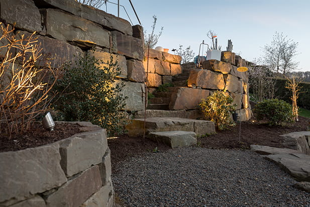 Außenbeleuchtung Lindlar – LED-Gartenlichter für mediterranes Ambiente